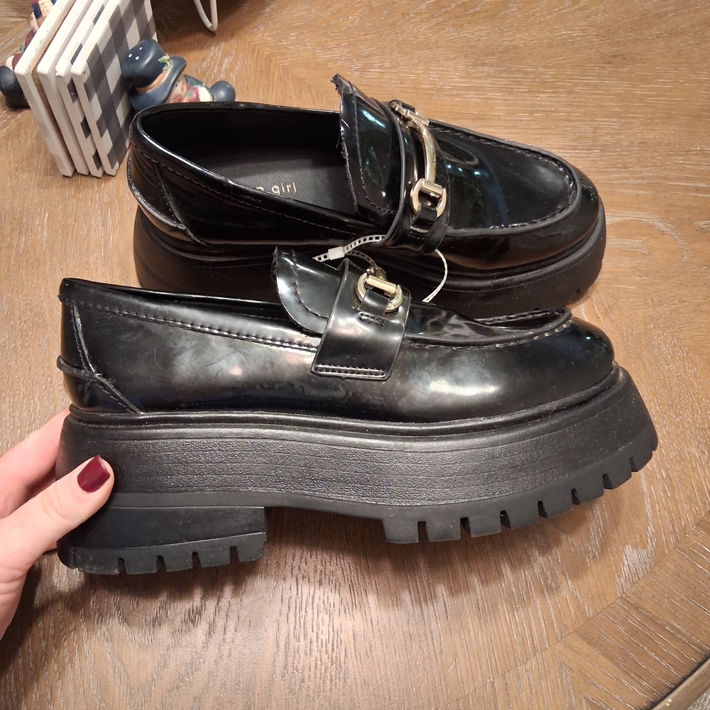 NWT Black Chunky Platform Loafers 9